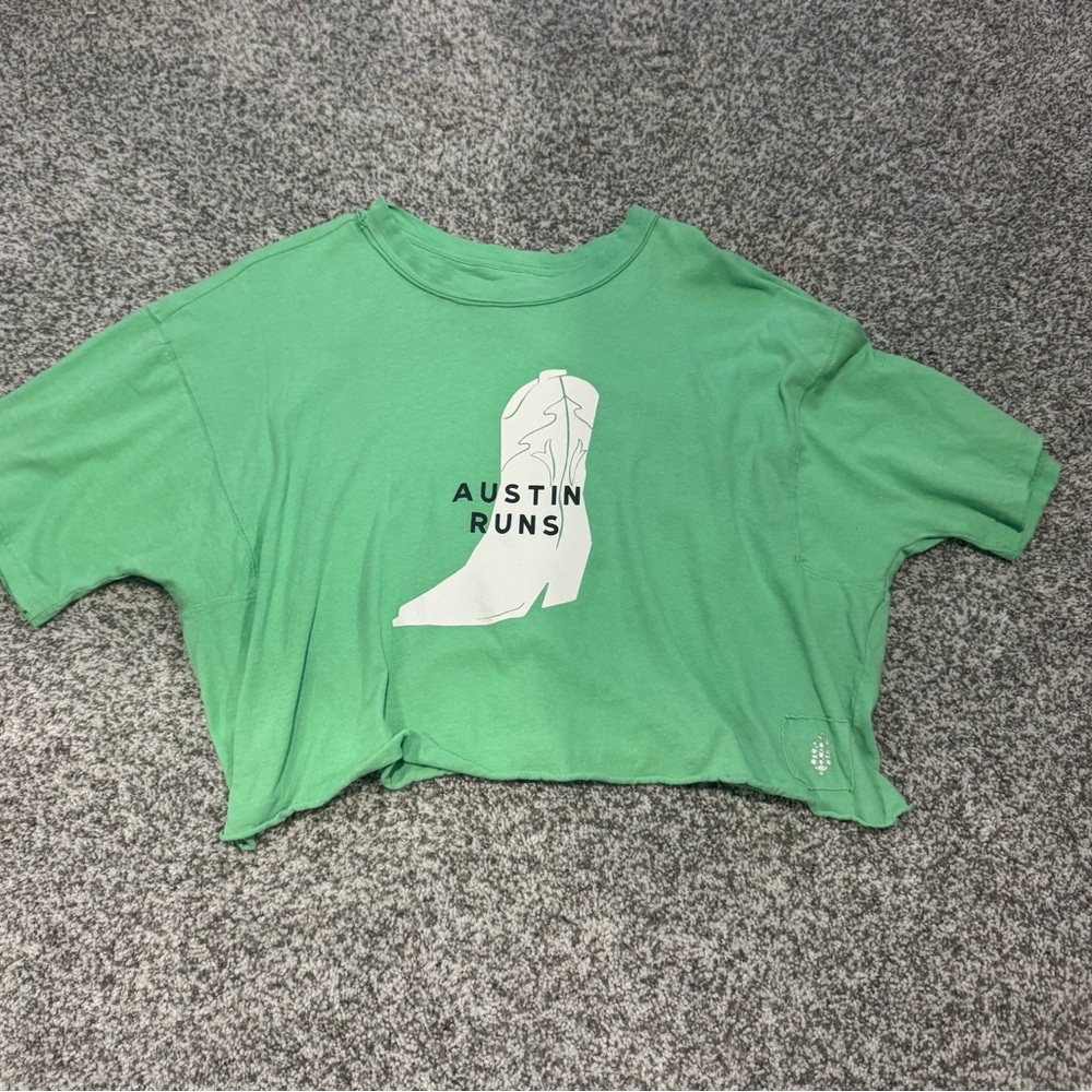 FP movement 'Austin Runs' Graphic Crop Tee